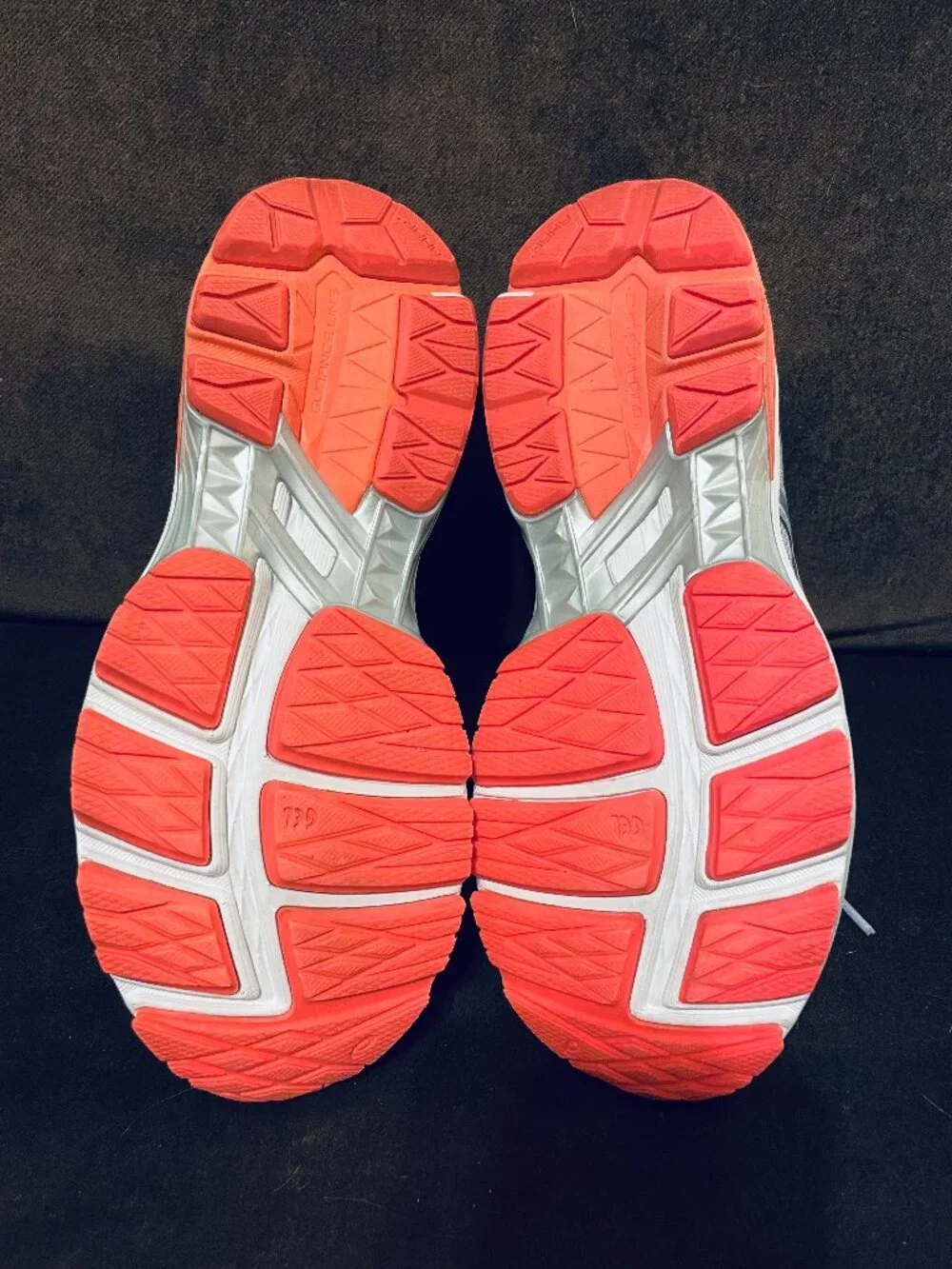 Asics gt 1000